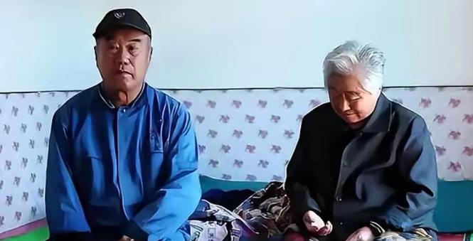 辽宁一对农民夫妻借遍亲友，凑出7万元送独生女赴德留学。谁知女儿一走就是21年，直