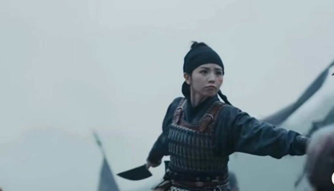 粉底液将军背后有个空气刘海女将军如何看待田曦薇的铁刘海？