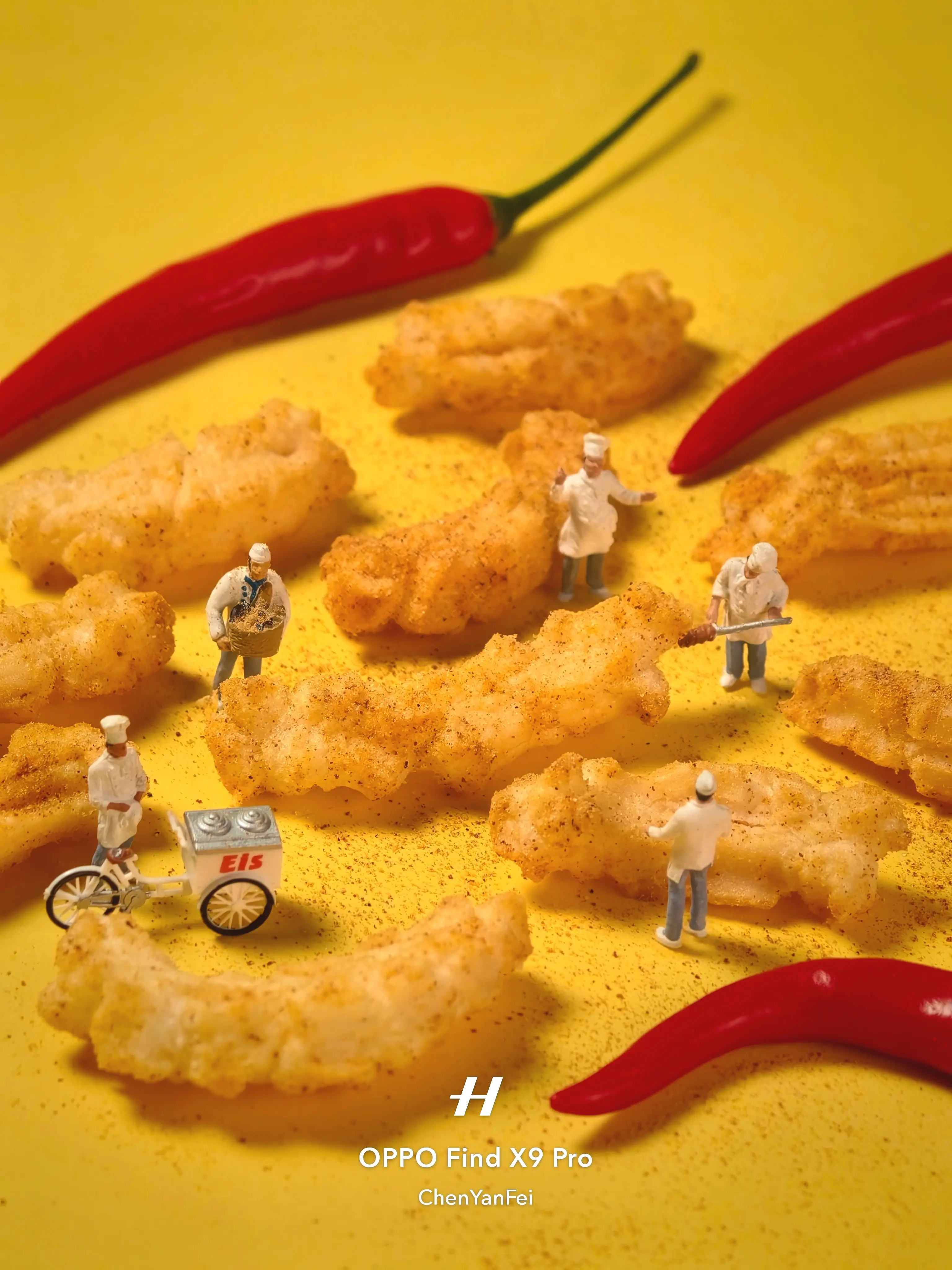 暗调拍腻了？试试用手机拍出趣味美食摄影。🥢 美食摄影这事。 🖤 很...