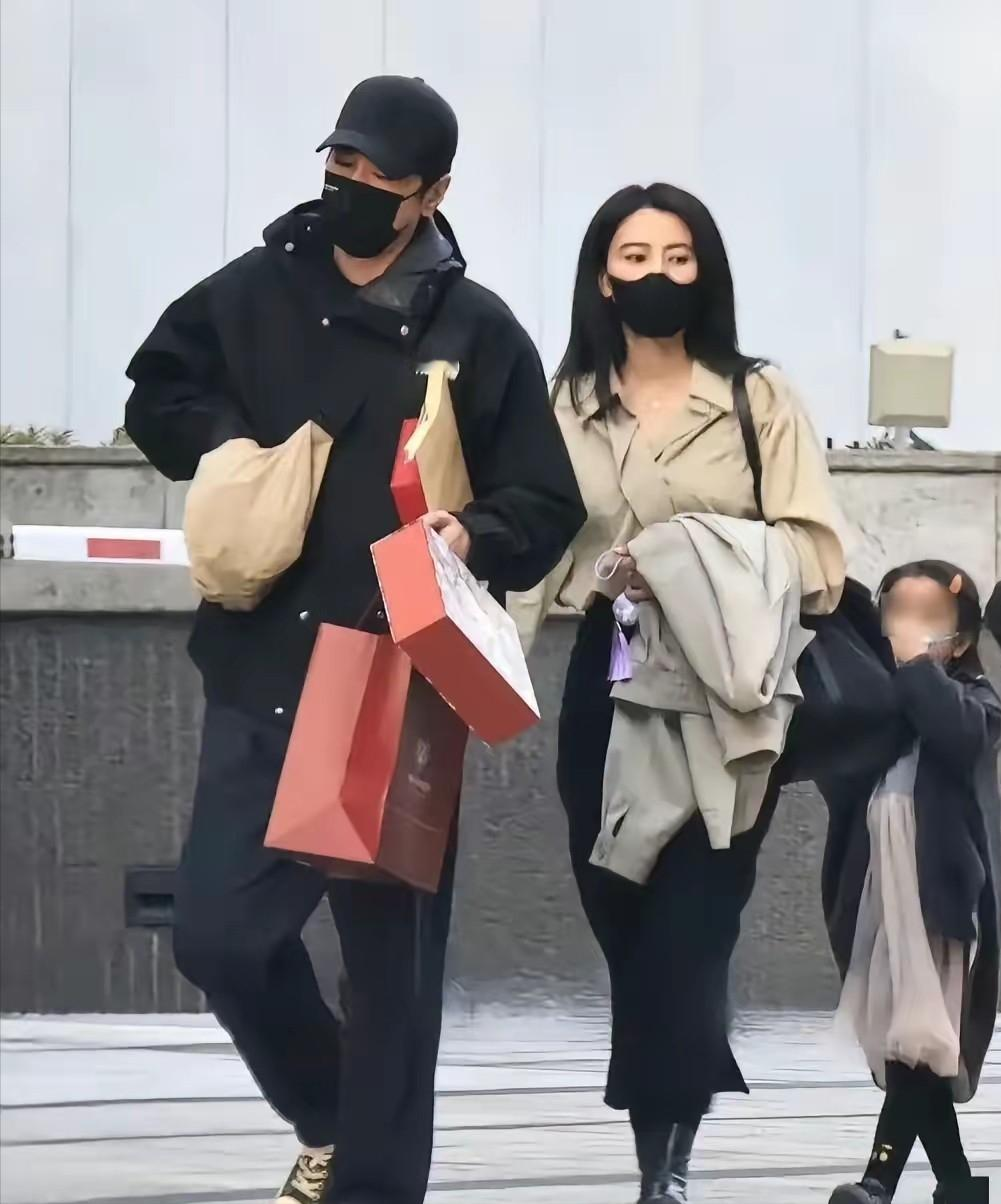 高圆圆是永远不会离婚的原因很简单，不是找不到更好的，也不是因为于晓...