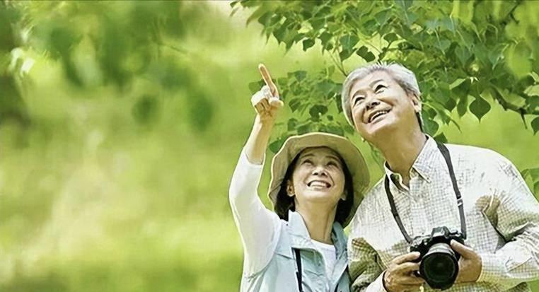 大姑医生坦言：变老非灾难，是提醒换活法，心态胜医药变老不是完结，而是全新开始！