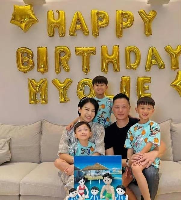 真怀疑胡杏儿是不是有什么把柄在她老公手上了？胡杏儿出席活动，回应老公再次
