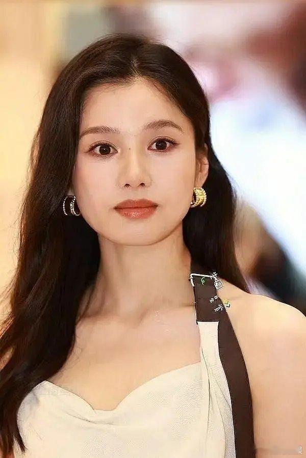 张婧仪什么时候能改变大饼脸