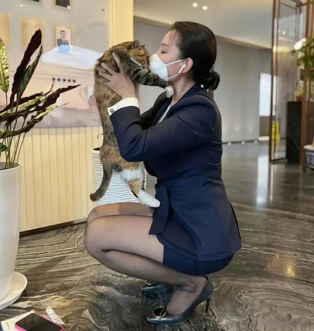 做销售，首先你得有爱心！[玫瑰]​​​