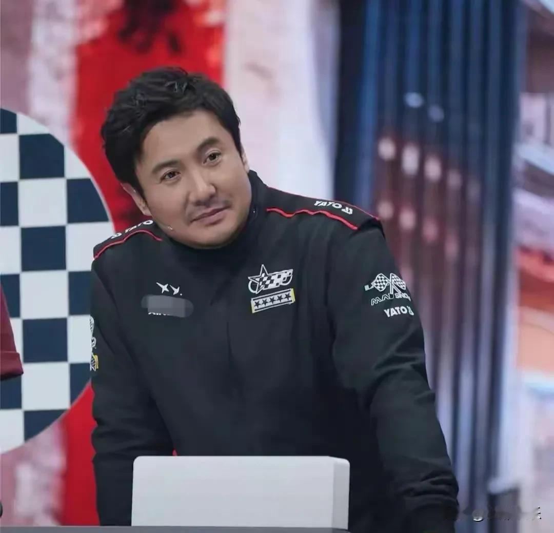 哈哈，沈腾在《王牌》翻车了！他用AI给范丞丞打电话，结果AI这个“嘴替”彻底放飞