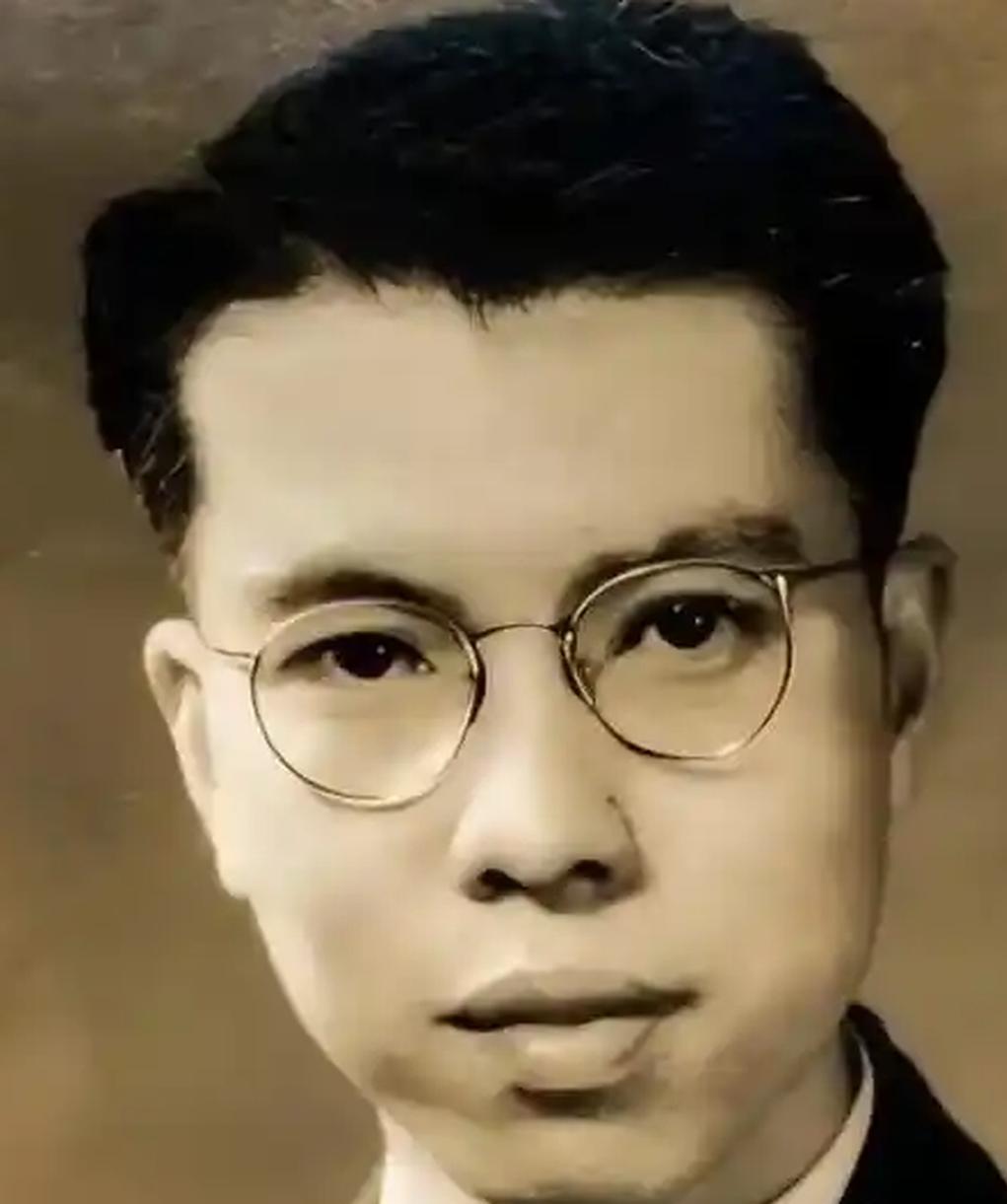 1949年8月，他不顾妻子反对，用刀划开刚出生3天女儿的后背。看着女儿奄奄一息，