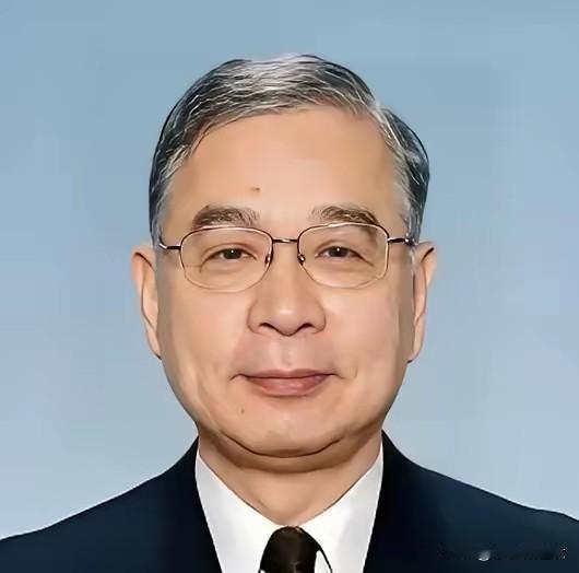 突发消息，7月14号，伊朗在霍尔木兹海峡袭击了阿联酋的油轮，一名印度