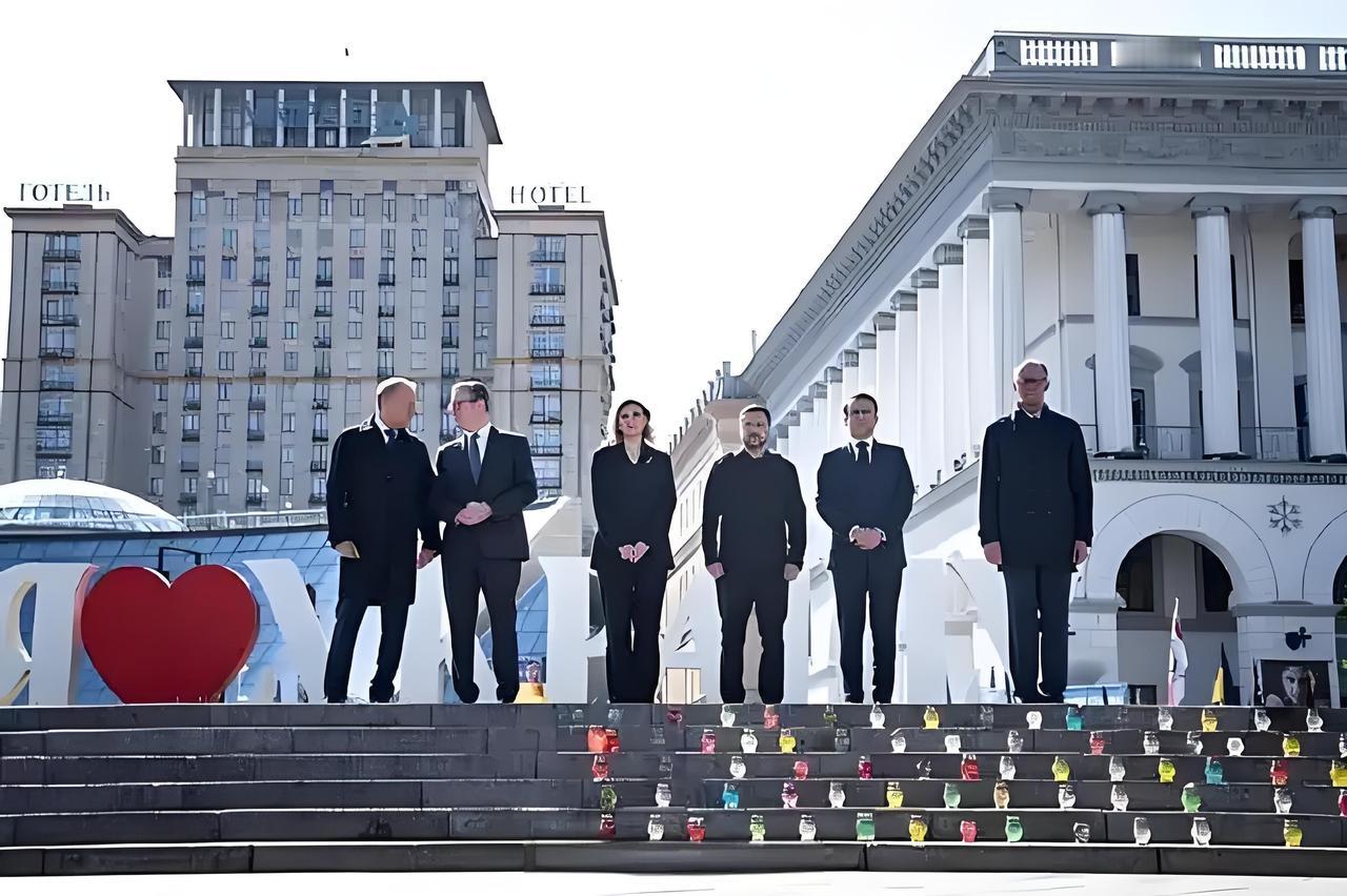 中美会晤的成果,很显然,老欧洲醋坛子打翻了。德国总理默茨称,不能让中美两国单