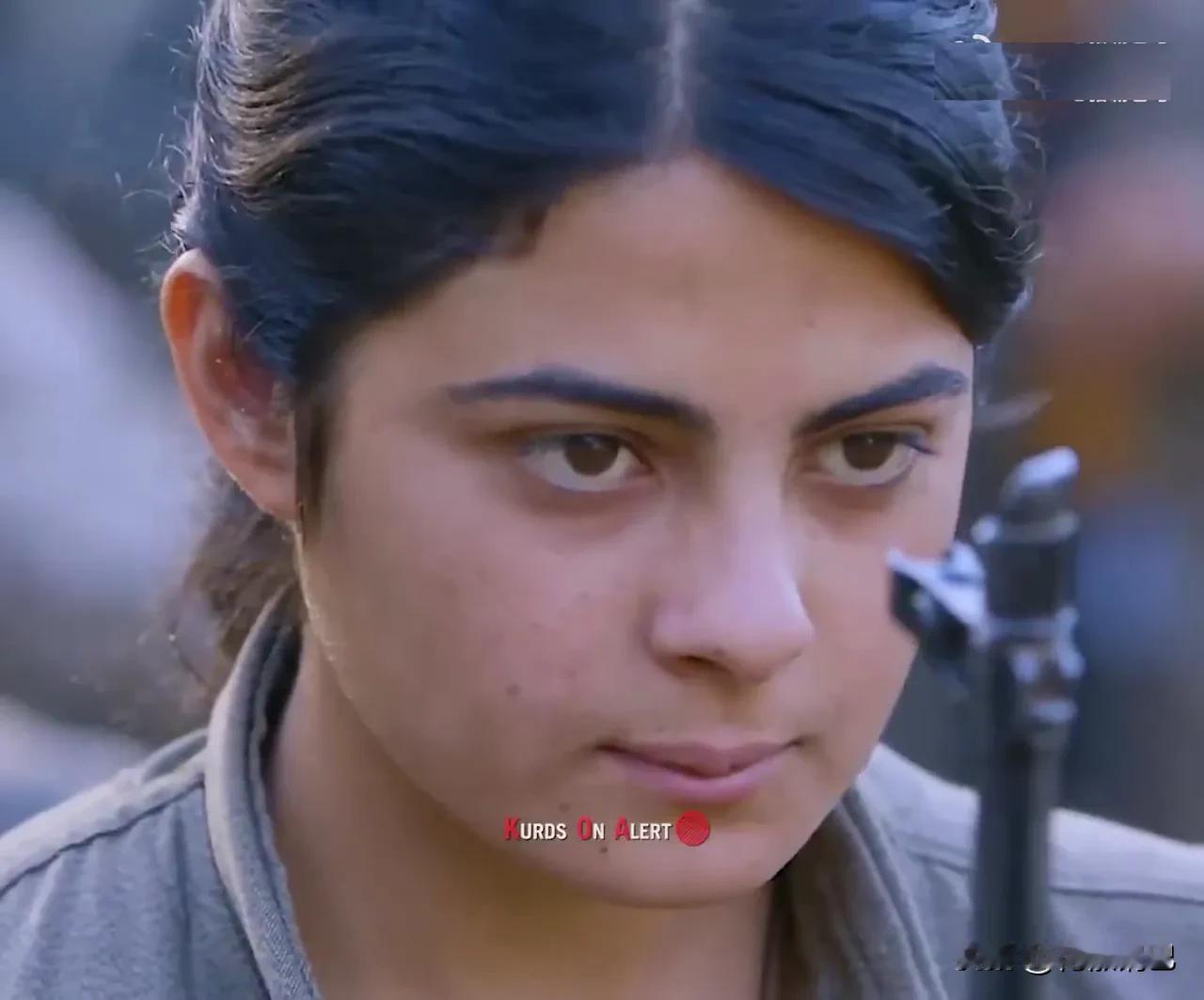 库尔德的“沙漠玫瑰”娘子军这次真是惨了。这些女兵以前在战场上表现得超级勇敢，连I