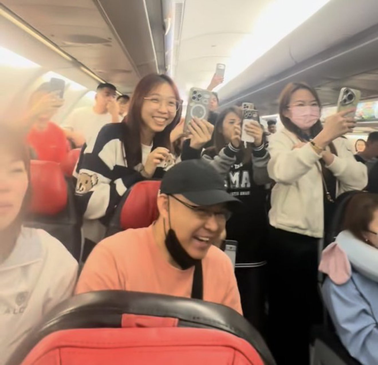 总是有几个人让全世界笑话马来西亚空姐