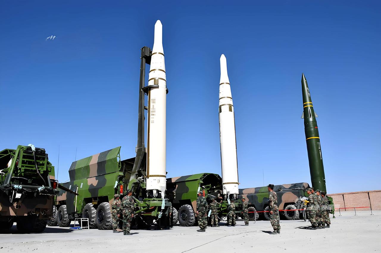 金灿荣：火箭军世界第一！陆军世界第一！“东风快递，使命必达”，这话可不是广告