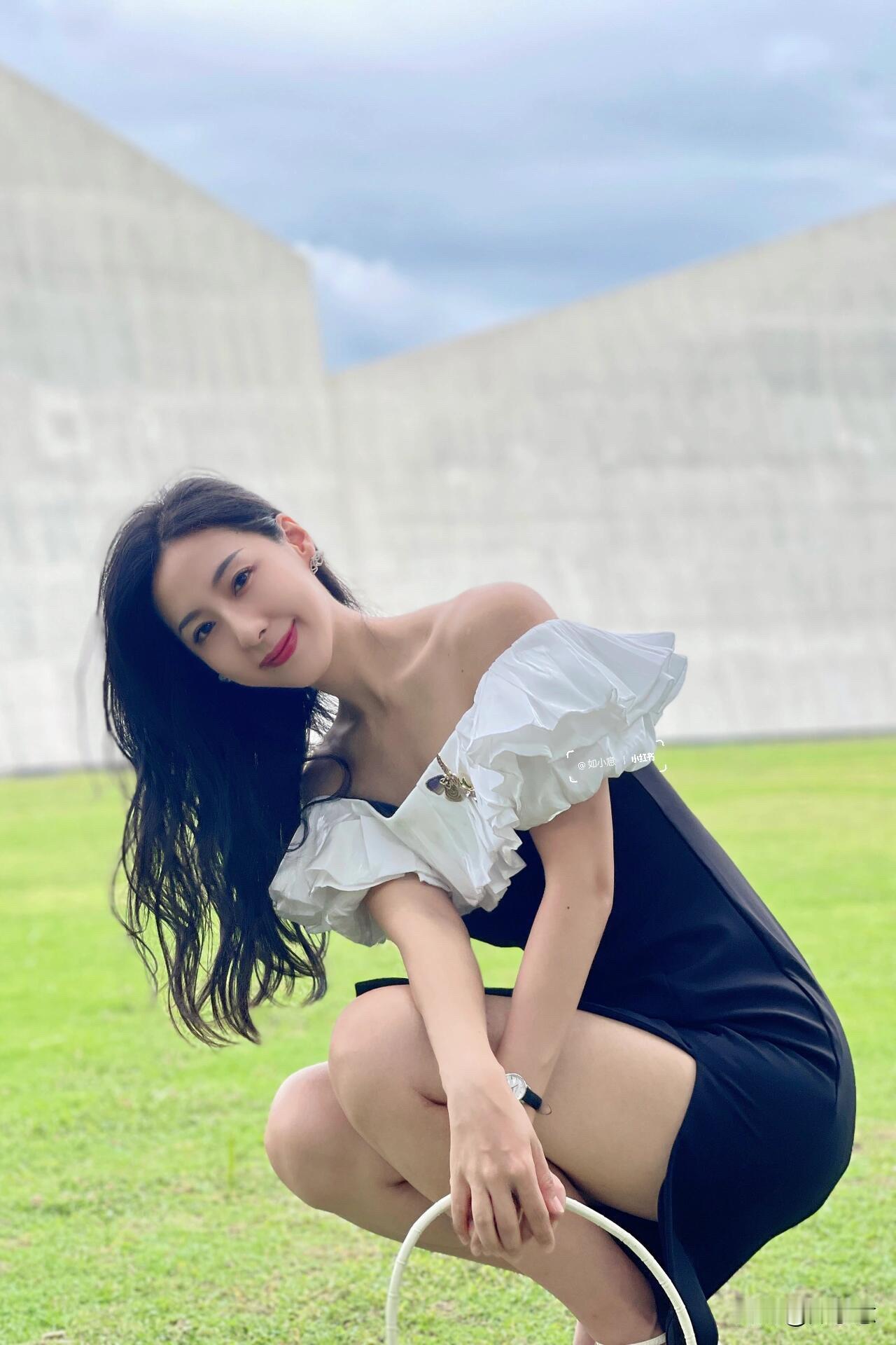 Blue sea🏝海边日記在海岛发发呆好惬意度假就是要穿的美美的蝴蝶🦋