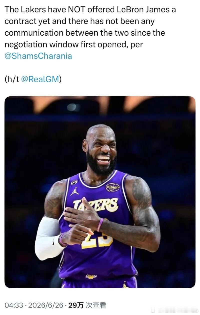 🏀Shams爆料：总决赛后，湖人曾与詹姆斯接触，但随后双方沟通减少。詹姆斯团队