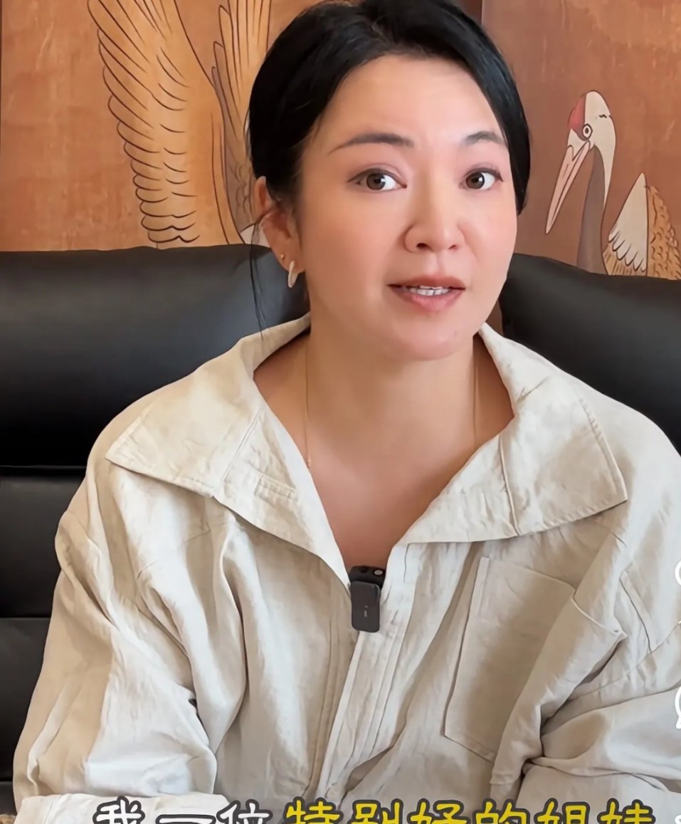 真没想到，如今阿雅谈及大S的离世，竟持这样的态度、用这般语气！小S听后也只能暗自