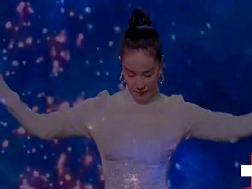 王菲春晚收视率出炉，37.96%，连歌舞类前五都没进去。周深一首《吉量》冲