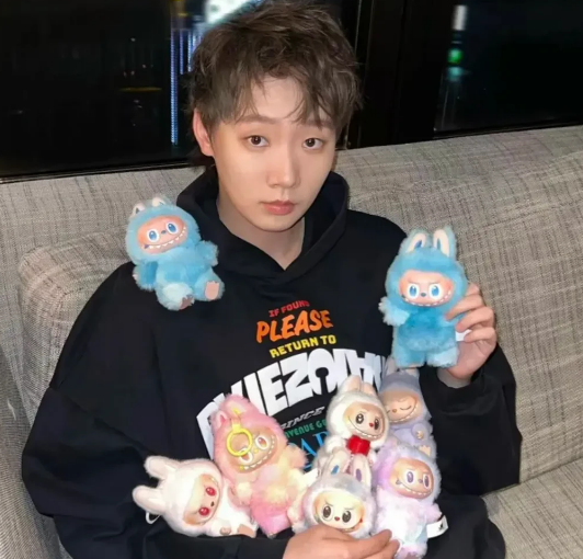王曼昱哪里都很好，唯独有一个弱点可能永远也改不了了，那就是她实在太诚