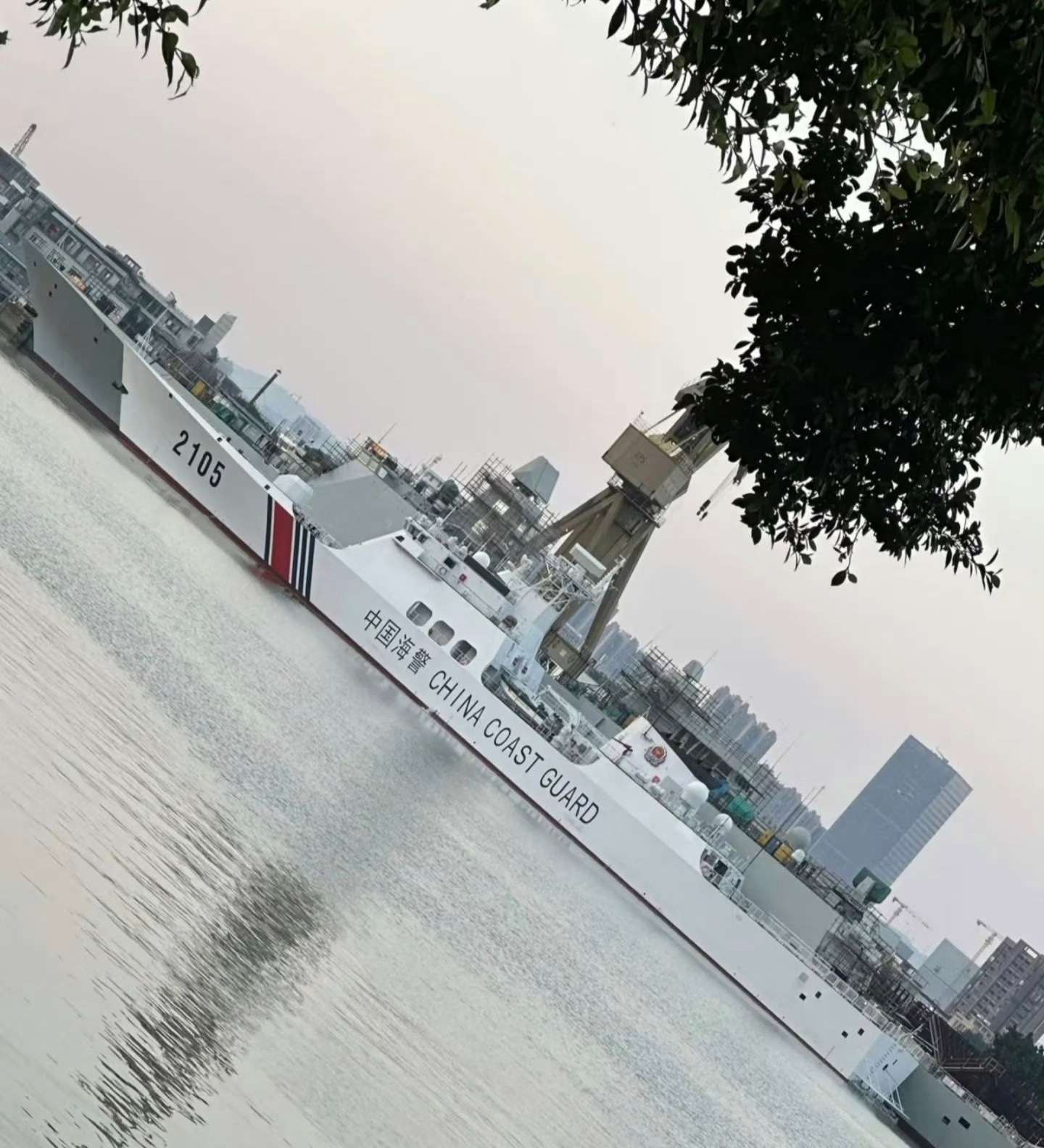 海警2105舰，101型喷水推进​​​