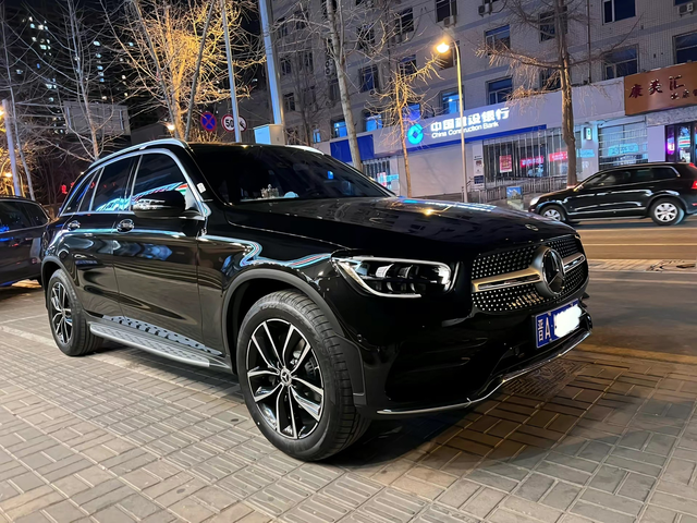 奔驰GLC260豪华1.车辆概况2021年11月入手2021款GLC260豪