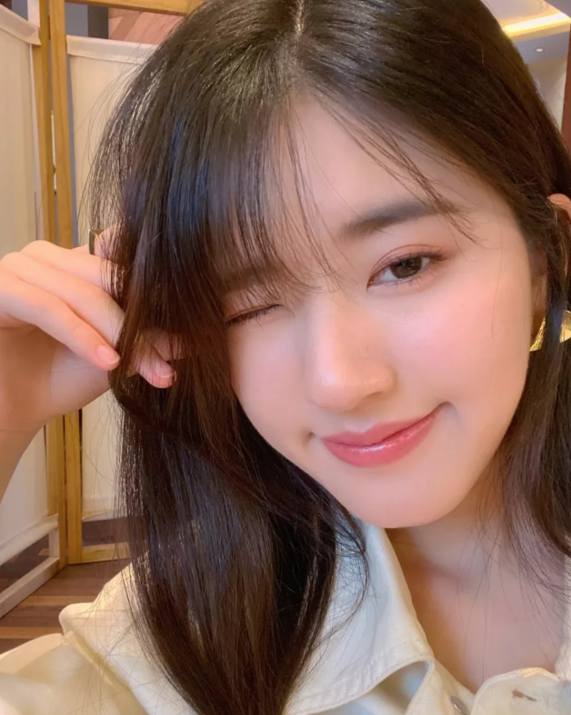 你是人间理想，盼你前路繁花似锦