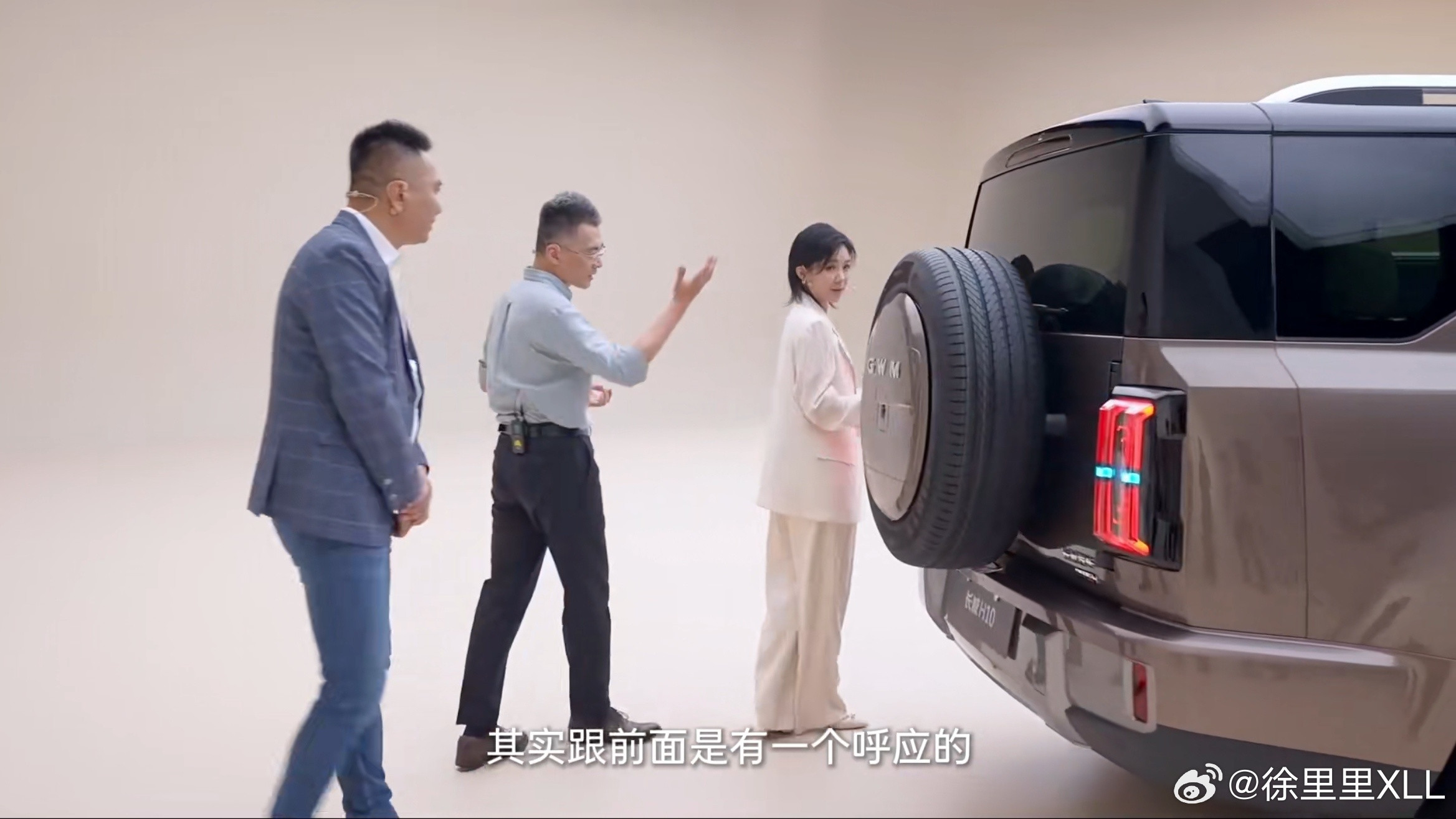 长城的传播有多严谨、多克制？比如H10这台车。这么高，离地间隙这么夸张，四驱，还
