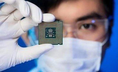 暴跌4900亿！日本对华芯片制裁遭反噬，日本工程师痛哭发声：“我们亲手制造了最可