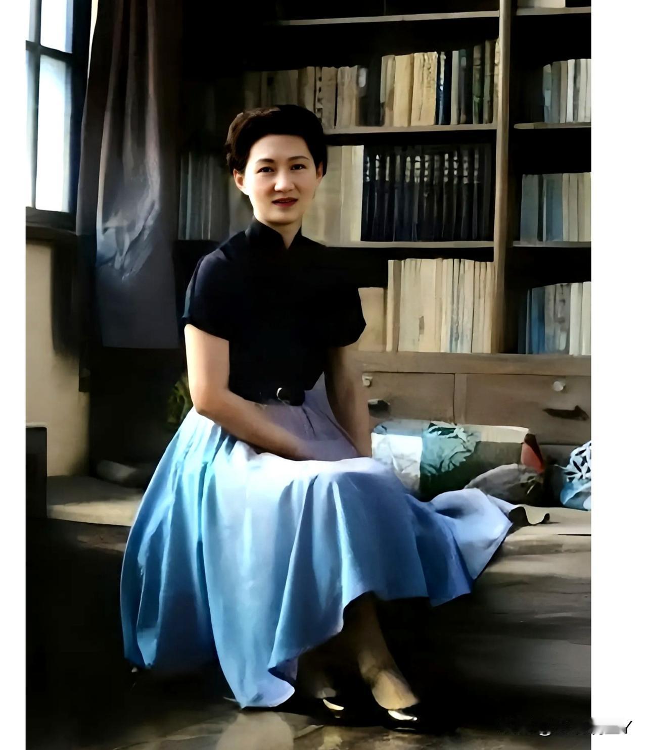 这便是赵四小姐年轻时的真实模样，这绝非演员演戏，也而非影视剧里的演员，而是当年赵