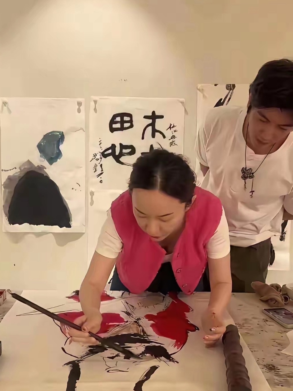 霍思燕的绘画水平，可以跟王诗龄一较高下了。