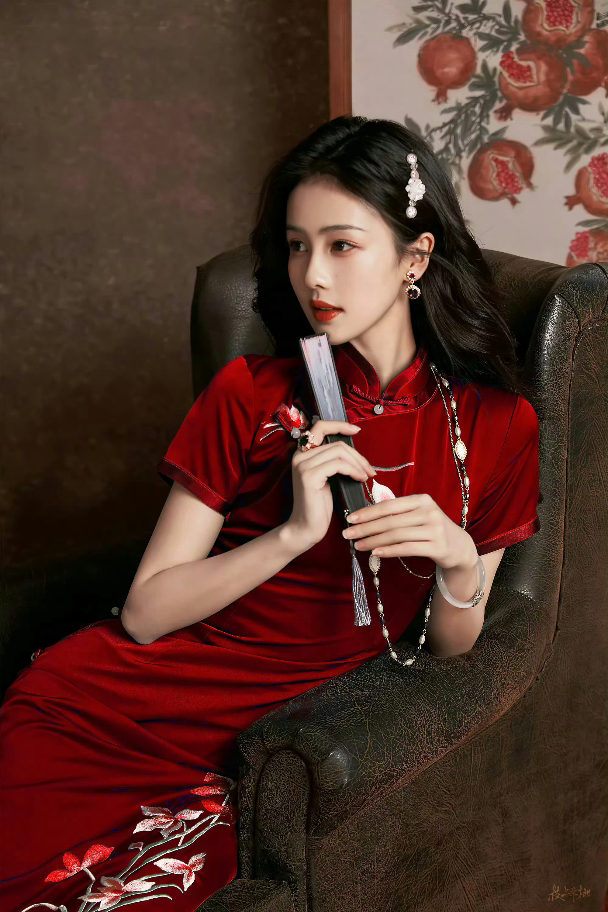 白鹿旗袍合集白鹿背着李晨送的包