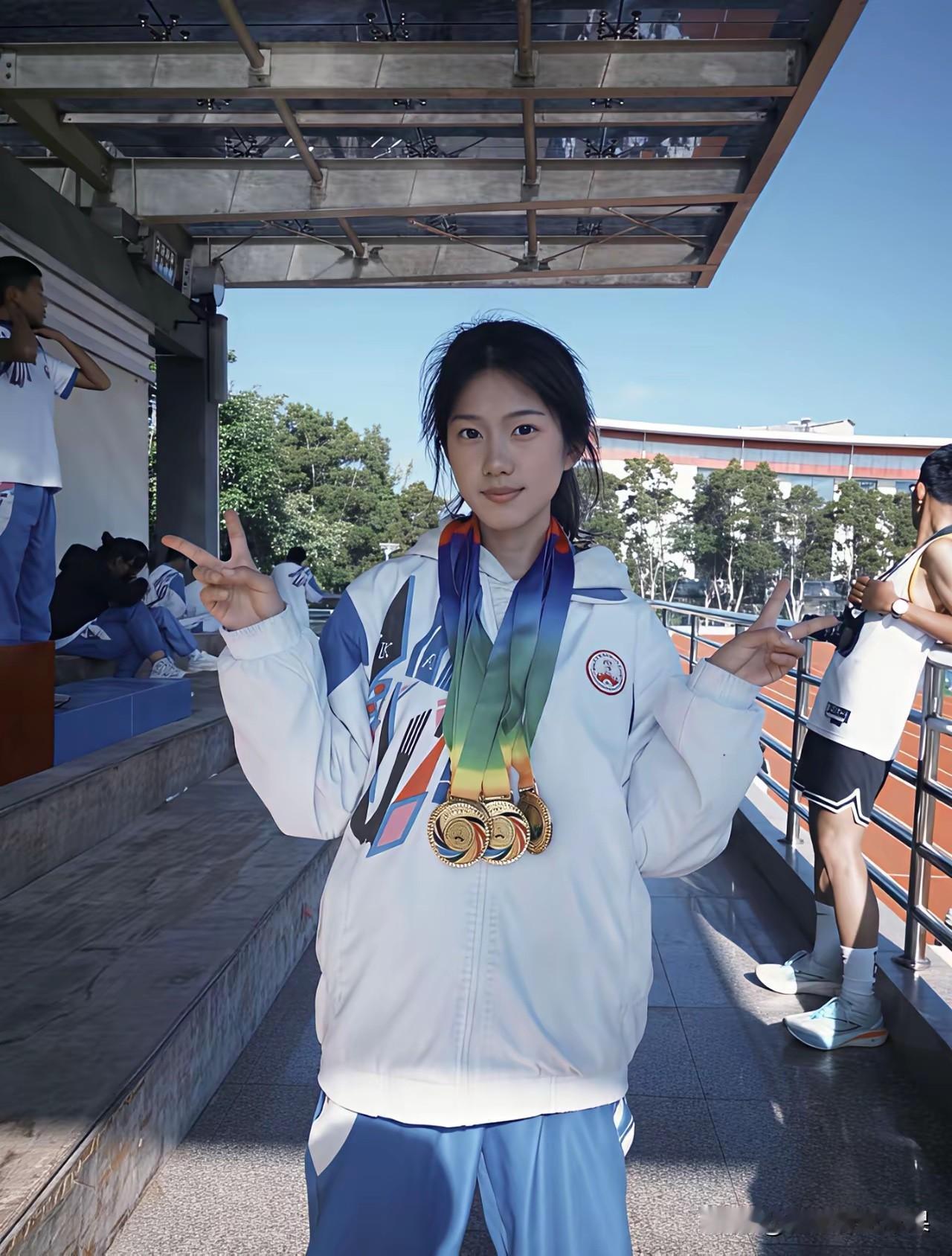 一看就知道，这是一个黄花大闺女。[赞]