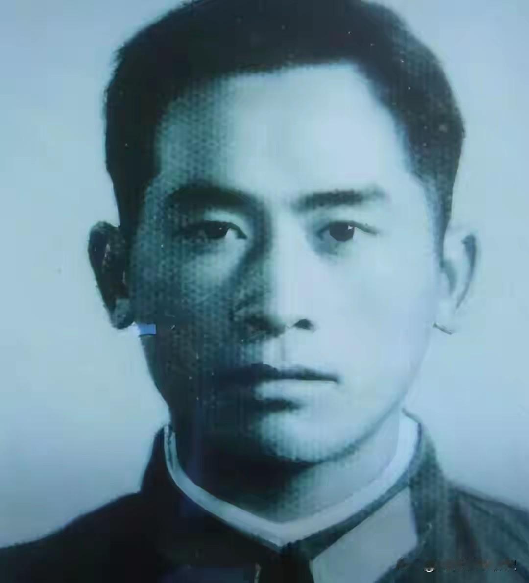 “首长，求您救救我爹！他是特级战斗英雄，快不行了……”1997年寒冬，黑龙江鹤