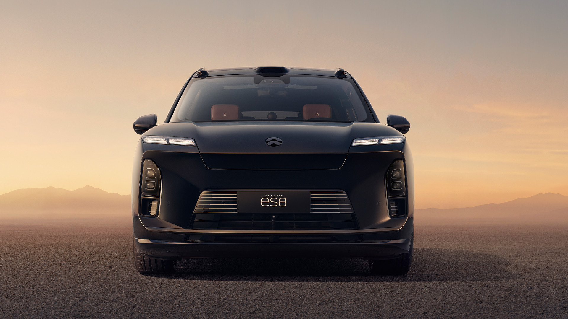 北京车展，蔚来发布全新ES8玄金特别版，45.68万。全新ES8已经是个爆款了：