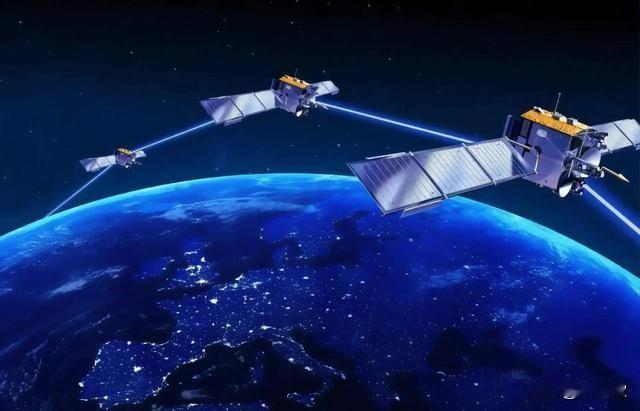 北斗系统已达全球领先水平，为何国内还在用GPS？手机芯片明明都兼容的，上次看拆机