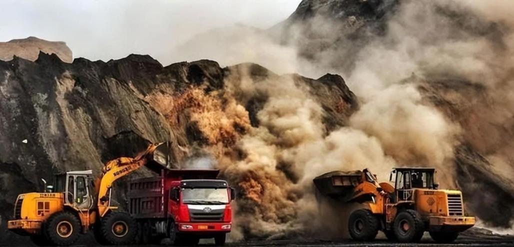 西芒杜铁矿这盘棋，眼看就要满盘皆活，却被合作伙伴几内亚的一步“将军”打乱了所有节