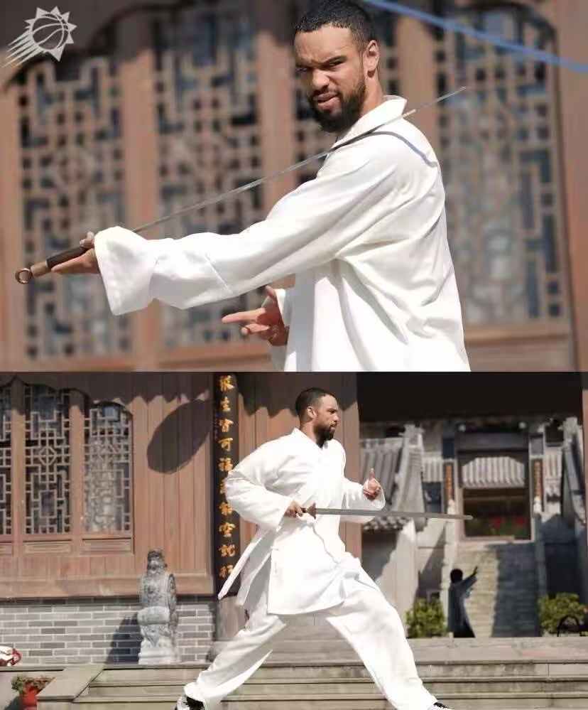 武当·狄龙[笑着哭]狄龙中国行又学新技能​​​