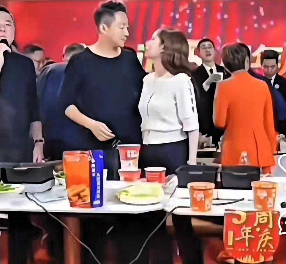 汪小菲的人生新篇章，她带来了什么疫情来了，麻六记不行了，门店关门歇业，那段时间