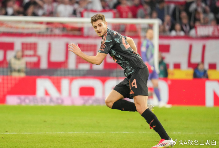 拜仁主管弗罗因德在接受spox的采访时表示，后卫斯塔尼西奇如今拿出了最巅峰的状态