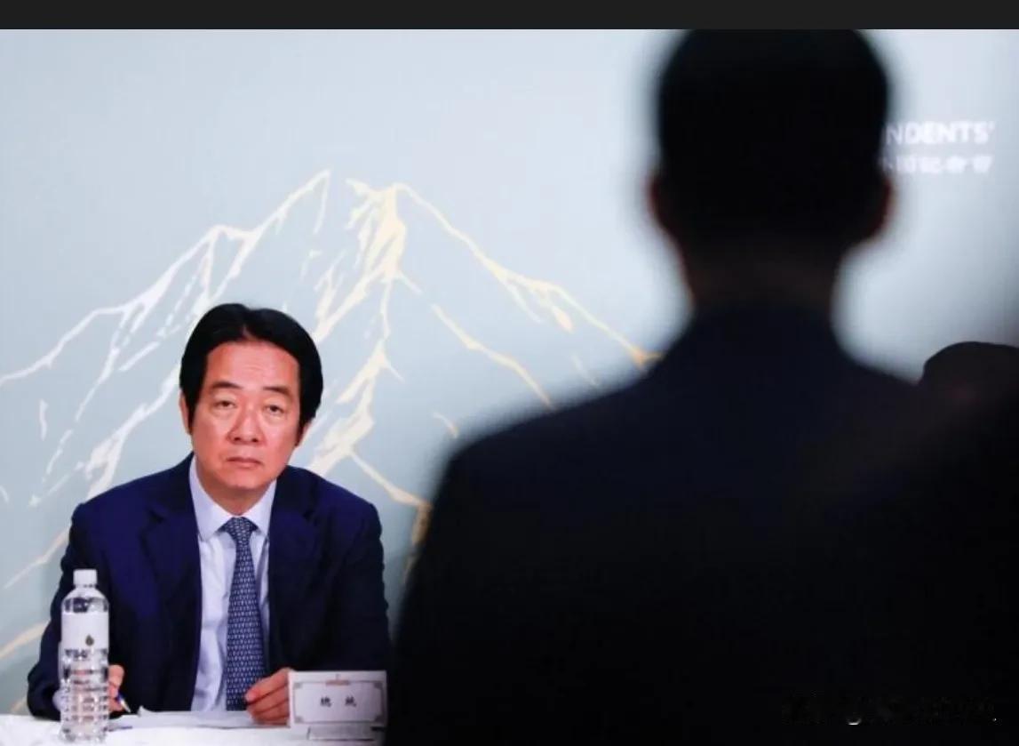 赖清德召开记者会继续顽抗赖清德星期四（6月18日）早上在台北宾馆与国际媒体茶