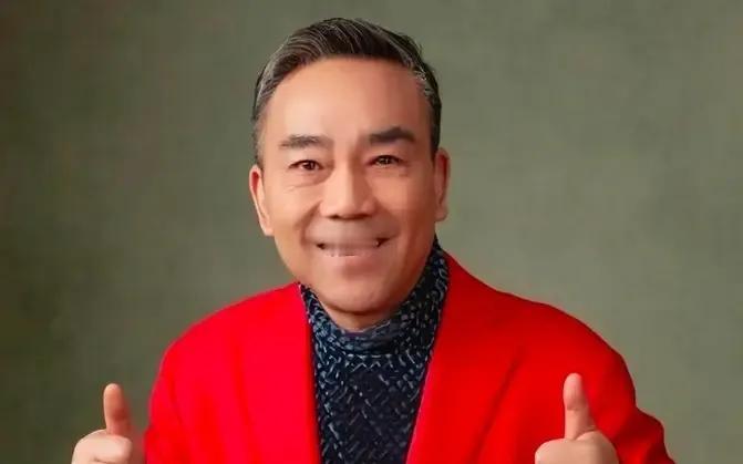 王铎：为518杨议自立门户说几句话诸位，相声界的滥事太多了，但杨议的这次51