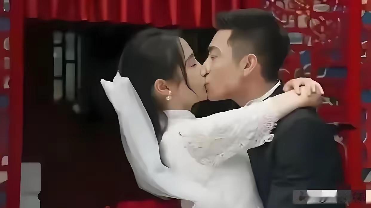 说句不道德的话，要是我是鹿晗我也忍不住和关晓彤分手！不是她不漂亮，也不是她小