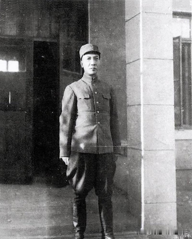 1955年大授衔时，原东北抗联职务最高的是周保中将军，他曾任东北抗联第二路军总指