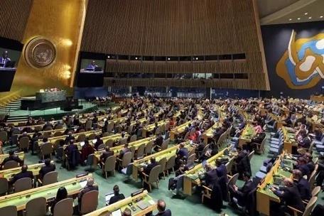 联合国安理会的一次深夜投票最近引发全球关注，中方毫不犹豫投下反对票，直接粉碎了美