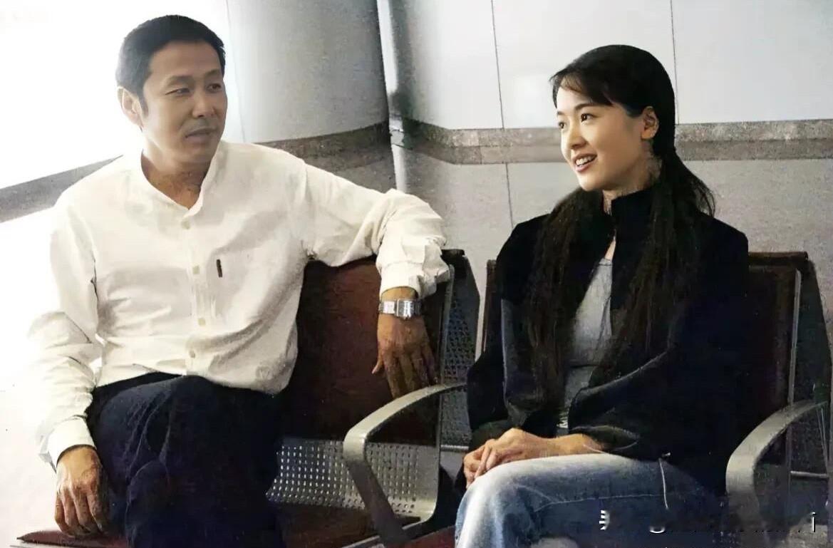 果然不管男演员还是女明星，都是年轻时候的好，那个时候的陈道明还是挺帅的，很少能看