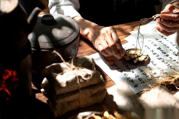 39岁，一个男人，那方面的事儿，拉胯了整整4年。你以为他怎么了？不，他不是你想