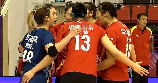 江苏女排3：0河南，吴梦洁19分对轰段梦可19分，范伯宁进步明显！元月10日