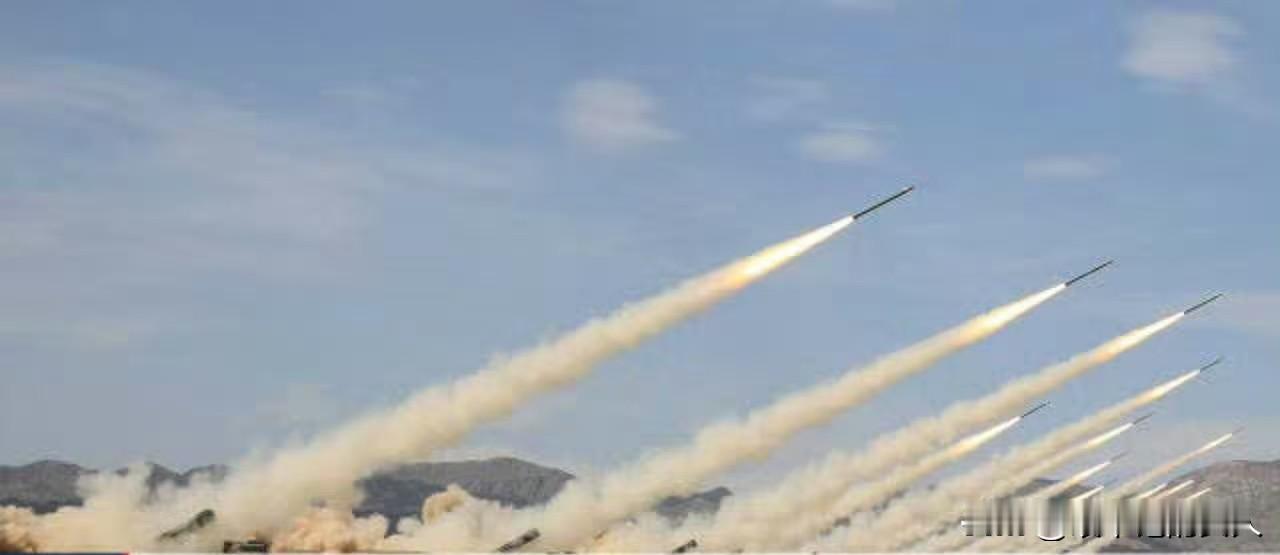 笑死了！晚上吃饭，有一个减肥的闺蜜，罕见的大鱼大肉，大酒的吃喝。问她为什么，怎