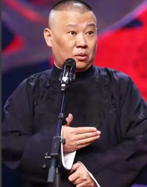 一天，郭麒麟给远在日本的生母胡中惠打电话说：妈，我现在有钱了，你别在日本打工了，