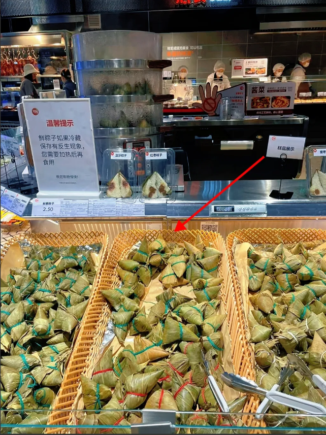 明天就是端午节了，可今年这情况着实反常！往年这时候市场热闹非凡，物价也跟着涨，