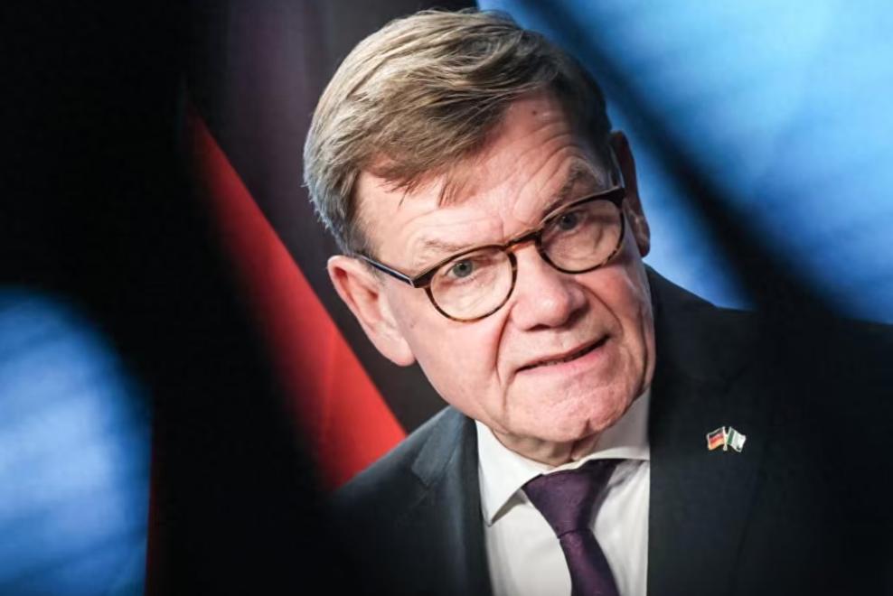 法国刚走，德国又来了，西方大国频繁访华，其实都是为了同一件事。他们心里比谁都清