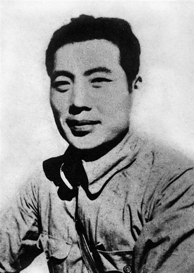 杨大章: “誓与敌人决一死战! ”(铭记历史 缅怀先烈·抗日英雄)