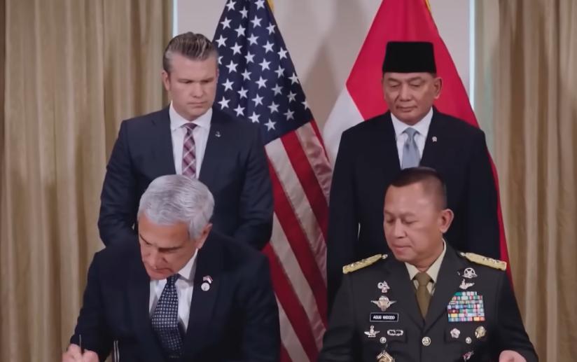 美国急锁马六甲，80%中国原油被拿捏？美国刚封完霍尔木兹海峡，转头就联合印尼